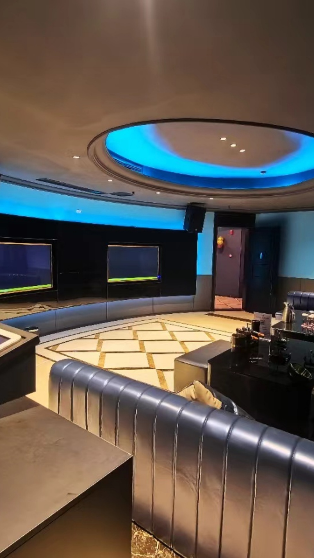 豪华包厢内部环境